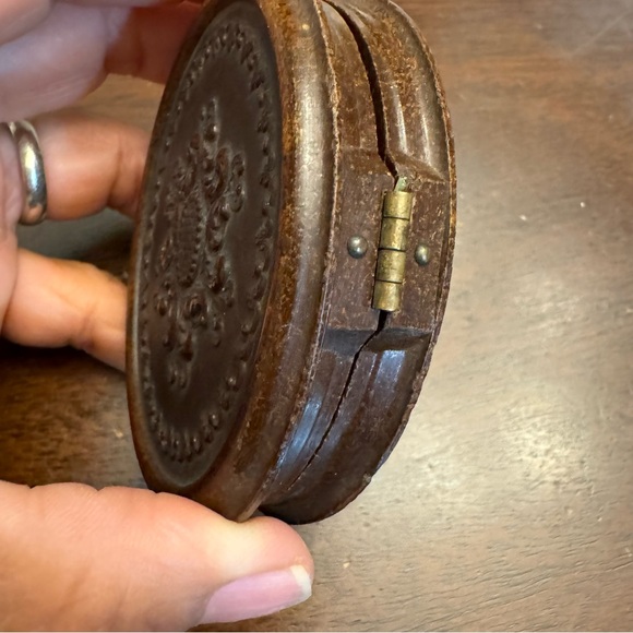 Antique 1856 S. Speck/H. Halverson Wooden Photograph Genuine Union Case Hinged - Picture 10 of 16